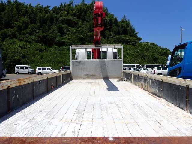 2019 Isuzu Forward 2.55t crane equipped auction photo 3