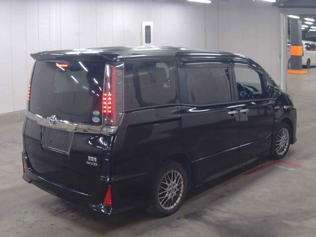 2017 Toyota Noah HV SI WXB auction photo 5