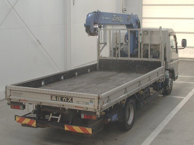 2013 Mitsubishi Fuso Canter With crane auction photo 2