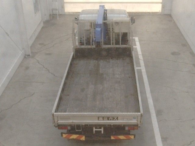 2013 Mitsubishi Fuso Canter With crane auction photo 3