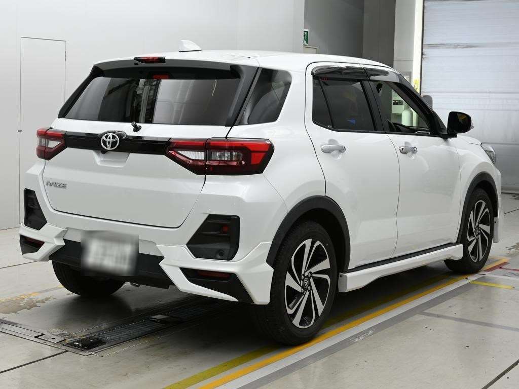 2022 Toyota Raize Z auction photo 2
