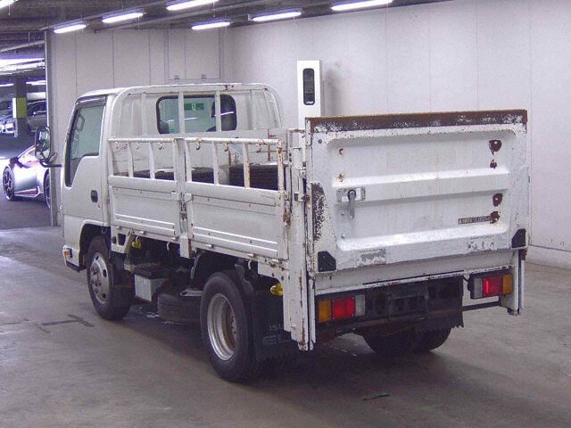 2016 Isuzu Elf P Gate auction photo 2