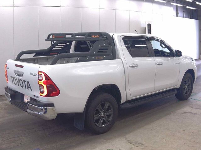 2024 Toyota Hilux Z 4WD auction photo 5