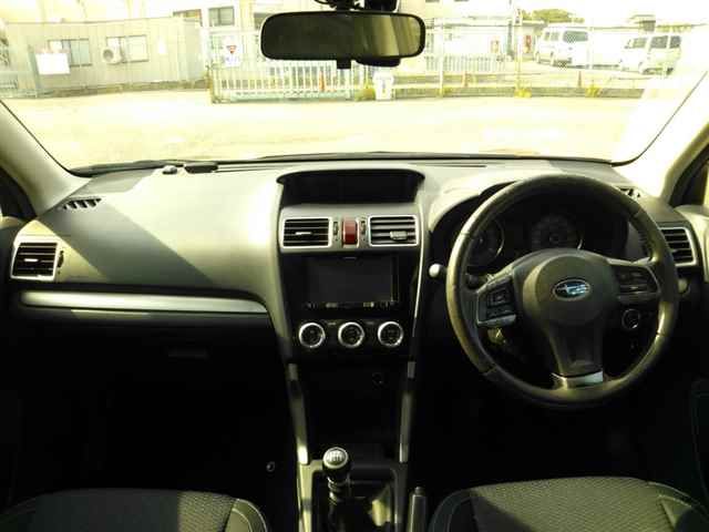 2015 Subaru Forester 2.0i-L auction photo 8
