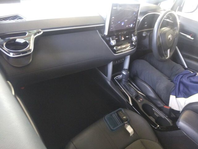 2024 Toyota Corolla Cross ハイブリッドZ 4WD auction photo 3