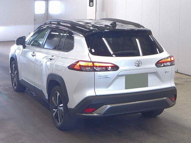 2024 Toyota Corolla Cross ハイブリッドZ 4WD auction photo 2