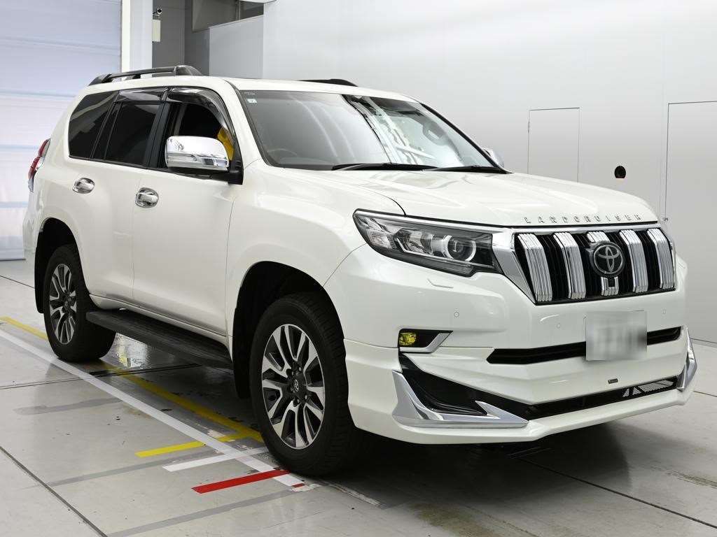2023 Toyota Land Cruiser Prado TX L Package 4WD auction photo 5
