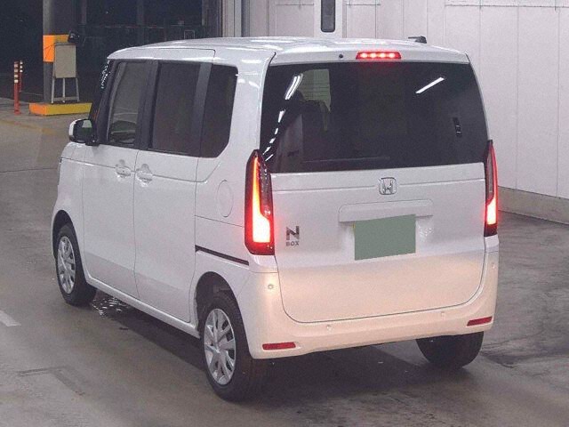 2026 Honda N-BOX Base grade 4WD auction photo 2