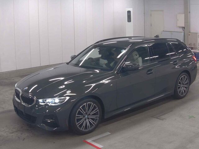 2020 BMW 3 Series 320DXDツMスジョ+ 4WD auction photo 4
