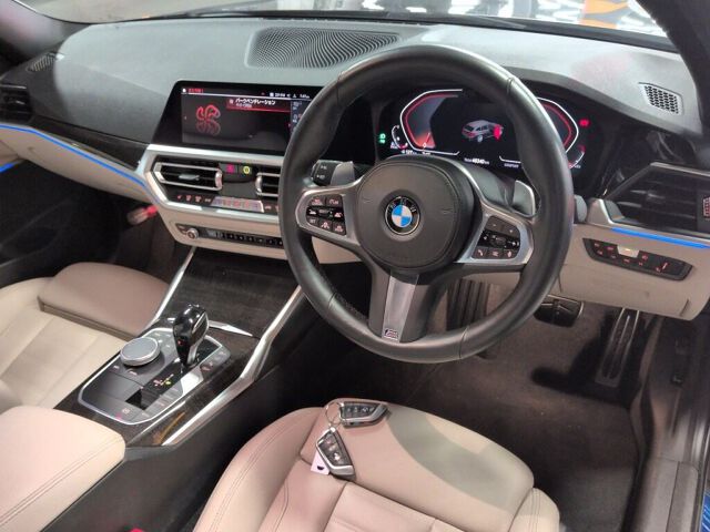 2020 BMW 3 Series 320DXDツMスジョ+ 4WD auction photo 3
