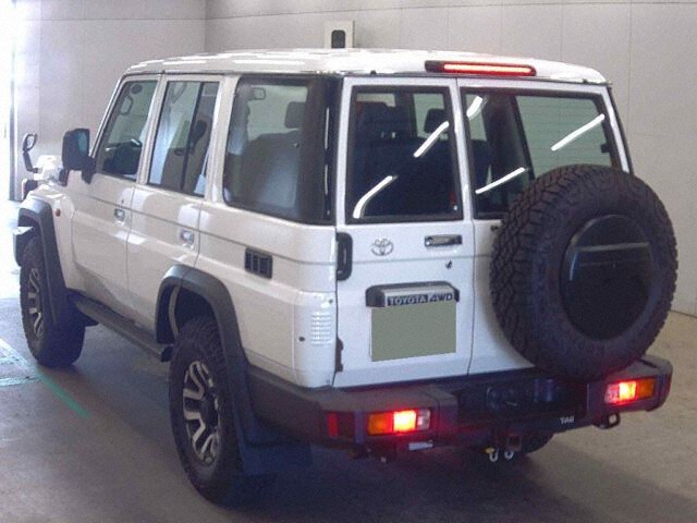 2025 Toyota Land Cruiser 70 AX 4WD auction photo 2