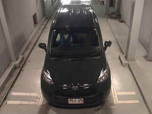 2024 Toyota Sienta auction photo 6
