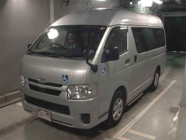 2021 Toyota Hiace Wheelchair, Type B auction photo 4