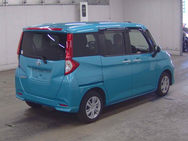2025 Toyota Roomy G-T auction photo 5
