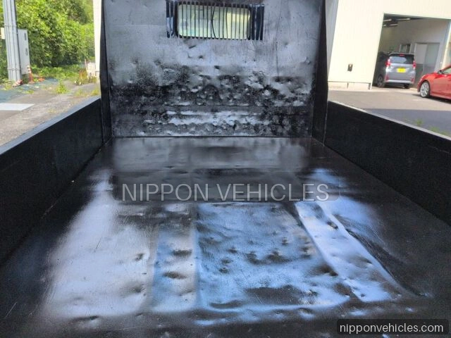 Toyota Dyna dump auction photo 6
