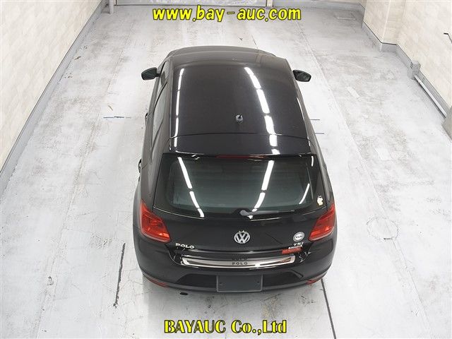2015 Volkswagen ポロ TSIコンフォートライン auction photo 5