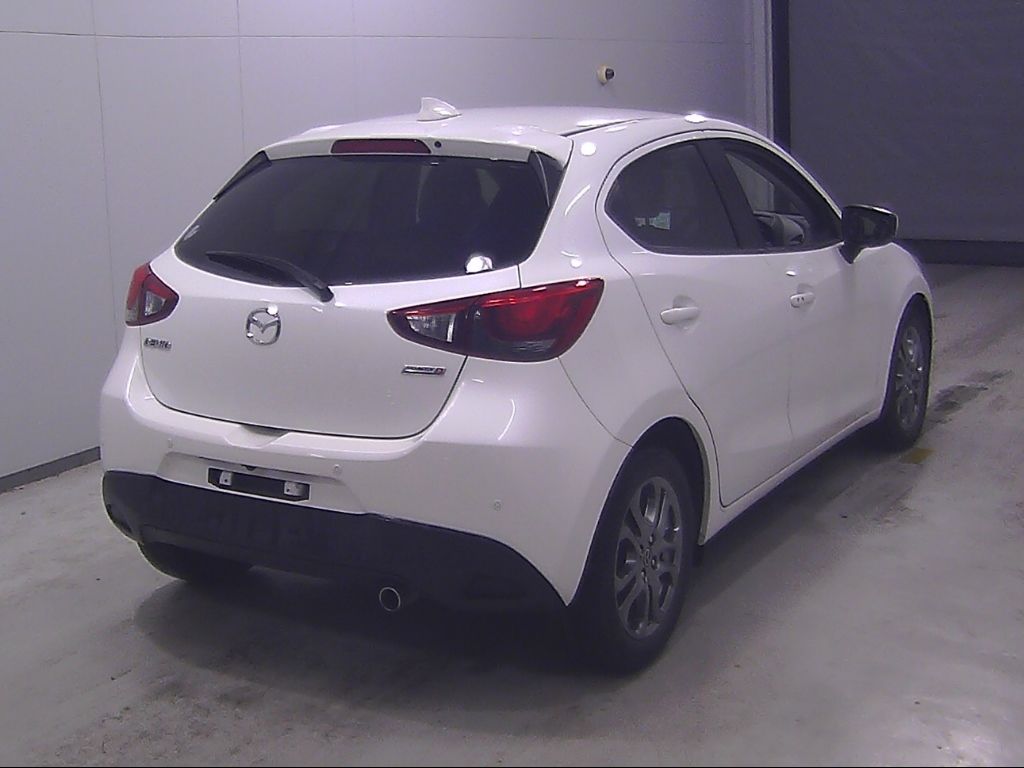 2017 Mazda Demio XDテーラードブラウン auction photo 2