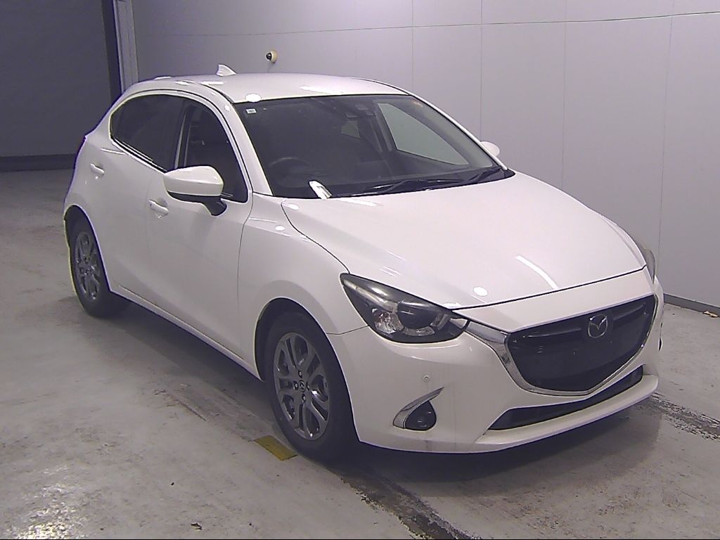 Japan Auction Vehicles 14 2017 Mazda Demio XDテーラードブラウン auction photo