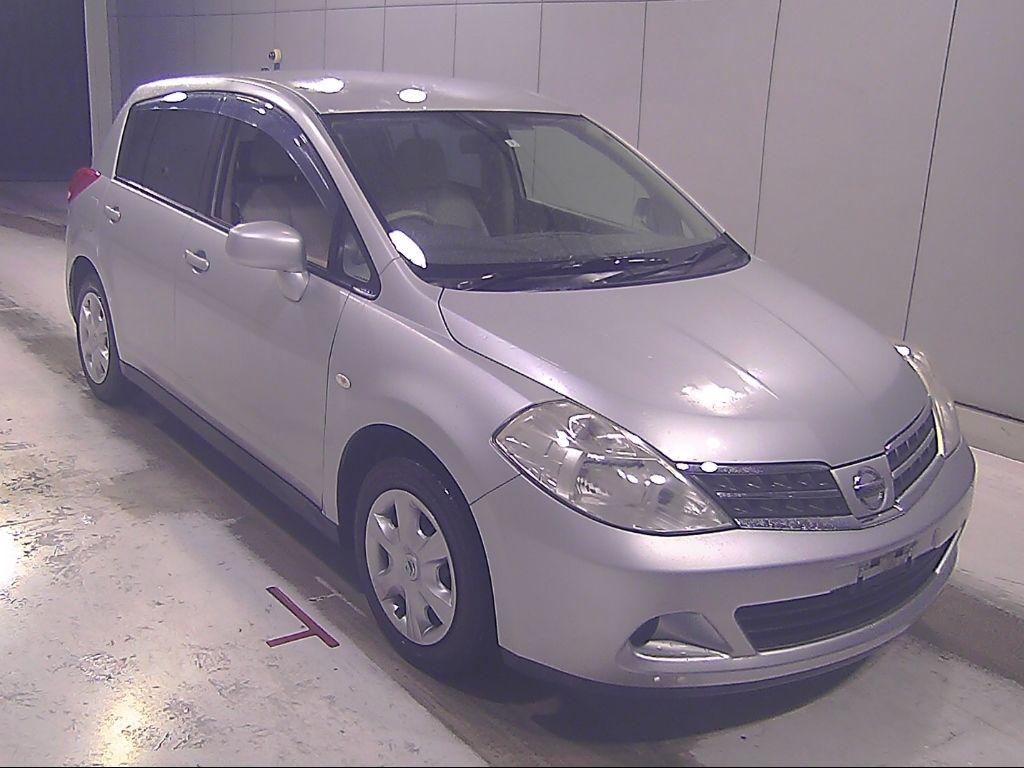 Japan Auction Vehicles 9 2012 Nissan ティーダ 15M SV + Plasma auction photo