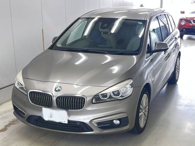 2015 BMW 2 Series 218i Gran Tourer Luxury Japan auction vehicle
