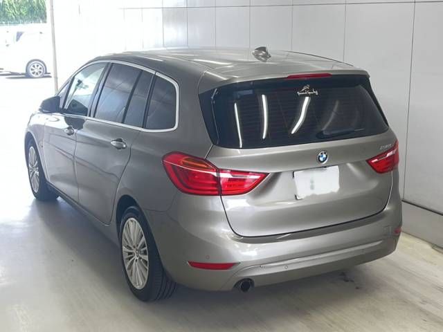2015 BMW 2 Series 218i Gran Tourer Luxury auction photo 3