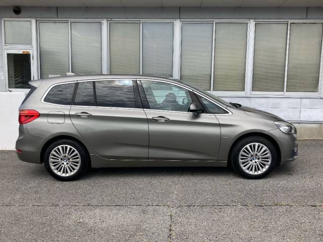 2015 BMW 2 Series 218i Gran Tourer Luxury auction photo 2