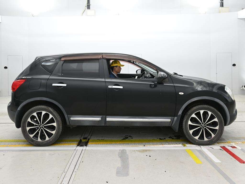 2013 Nissan デュアリス 20Gアーバンブラックレザー2 auction photo 3