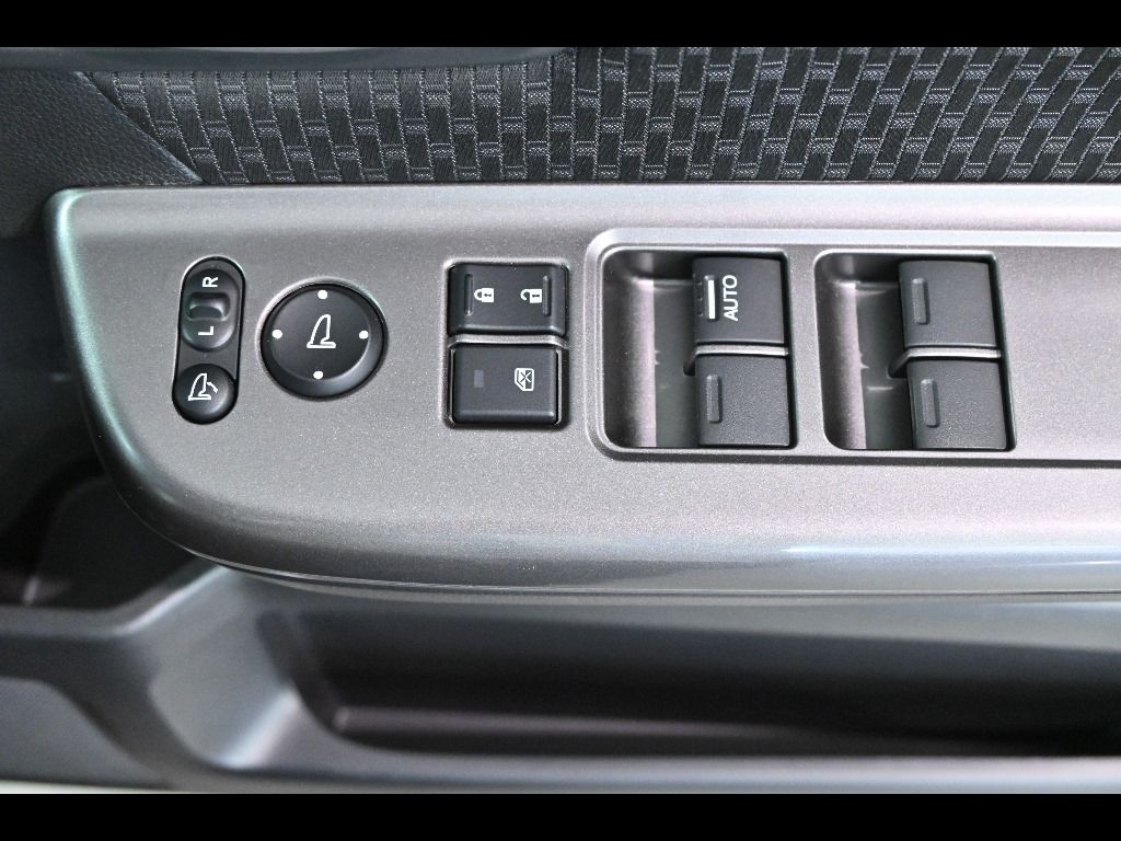 2021 Honda Stepwgn Cool Spirit Honda Sensing (7 seats) auction photo 12
