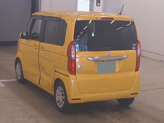 2018 Honda N-BOX G Honda Sensing auction photo 2