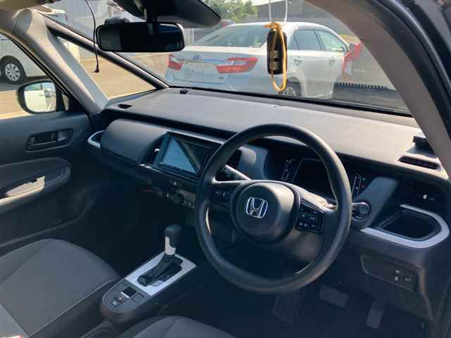 2024 Honda Fit ベーシック auction photo 3