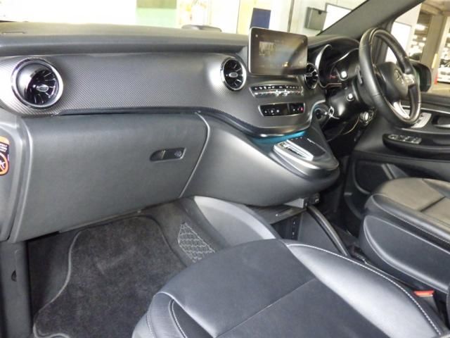 2021 Mercedes-Benz V 220d AV AMGライン auction photo 2