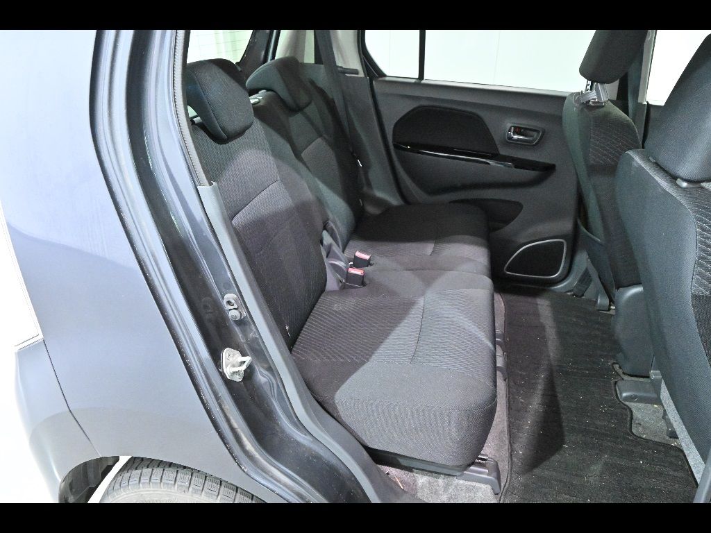 2013 Suzuki Wagon R 4WD スティングレーT auction photo 7