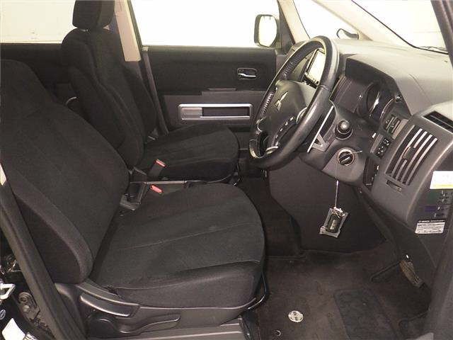 2016 Mitsubishi Delica D:5 4WD Dパワーパッケージ 8ニン auction photo 5