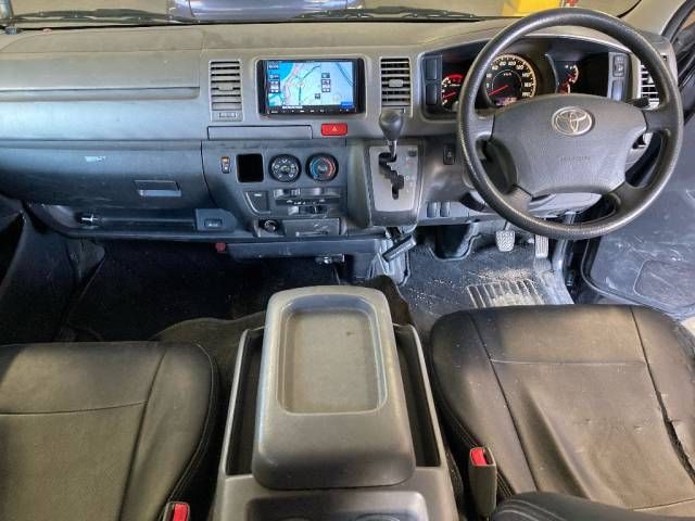 2008 Toyota Hiace ロングスーパーGL auction photo 2