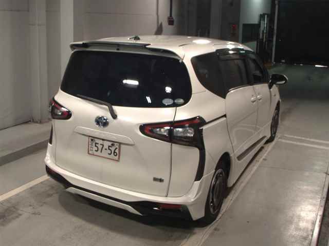2016 Toyota Sienta Hybrid G auction photo 5