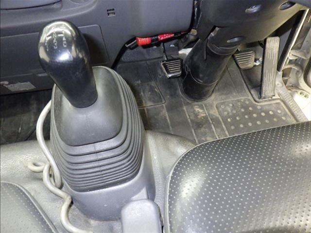 2019 Isuzu Elf Container-only vehicle auction photo 7