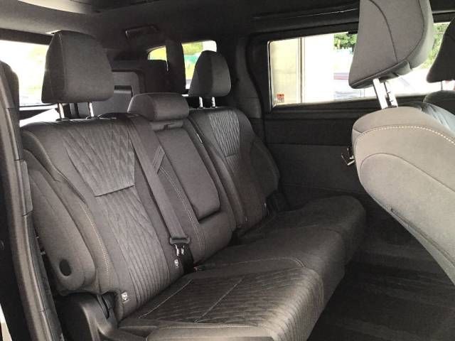 2025 Toyota Alphard X 4WD auction photo 6