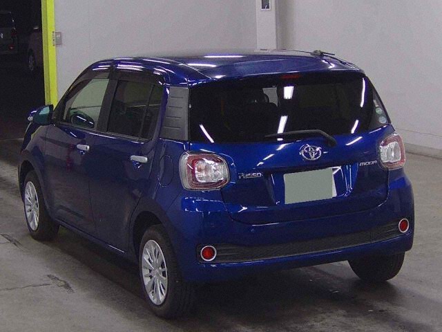 2017 Toyota Passo モーダS auction photo 2