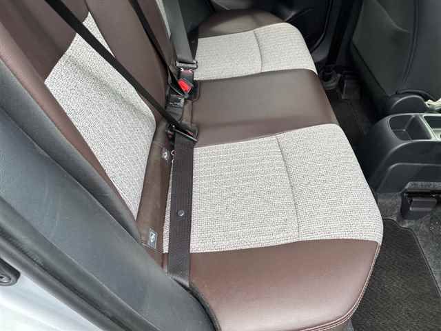 2022 Toyota Yaris Cross Z auction photo 7