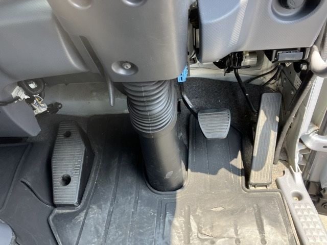 2018 Nissan Diesel コンドル Van auction photo 4