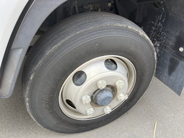 2018 Nissan Diesel コンドル Van auction photo 8