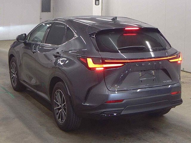 2023 Lexus NX NX350HバージョL auction photo 2