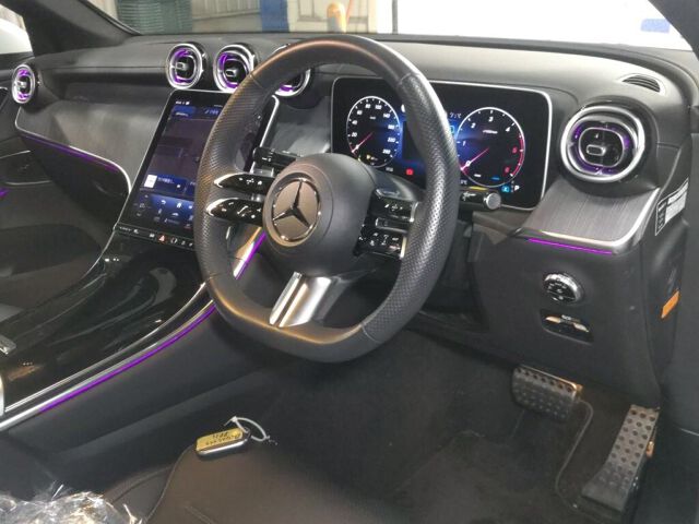 2023 Mercedes-AMG GLC 4-wheel drive AMG 4WD auction photo 3