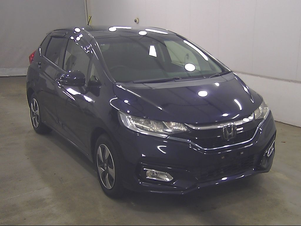 Japan Auction Vehicles 9 2017 Honda Fit ハイブリッドF auction photo