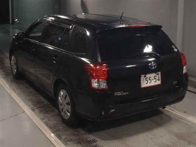 2013 Toyota Corolla Fielder ハイブリッド auction photo 2
