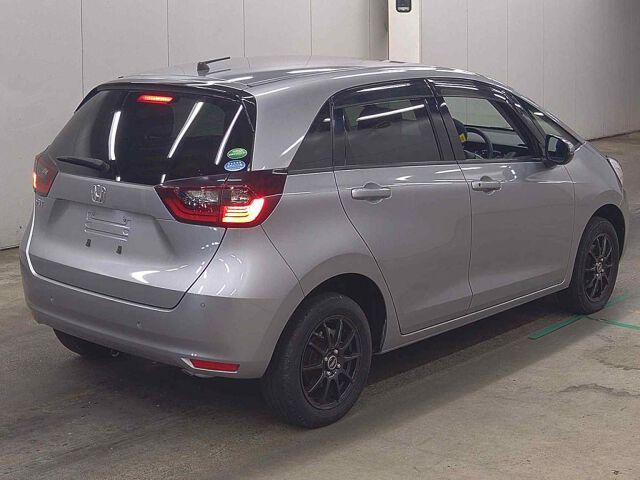 2021 Honda Fit ベーシック 4WD auction photo 5