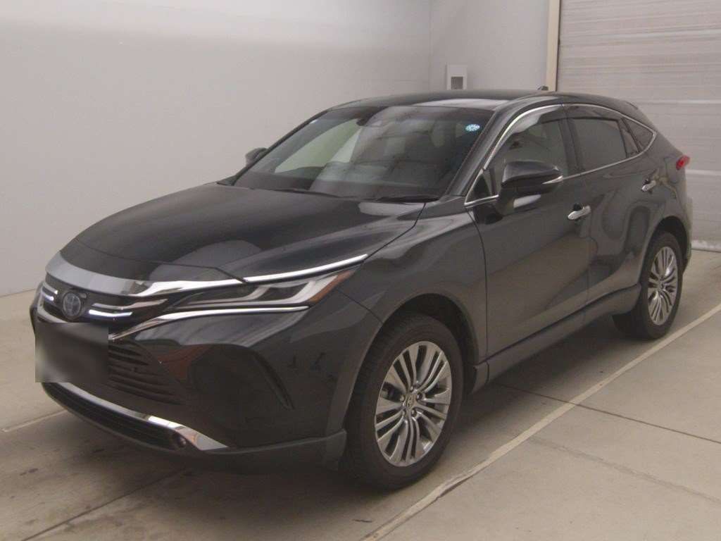 2022 Toyota Harrier Z 4WD Japan auction vehicle
