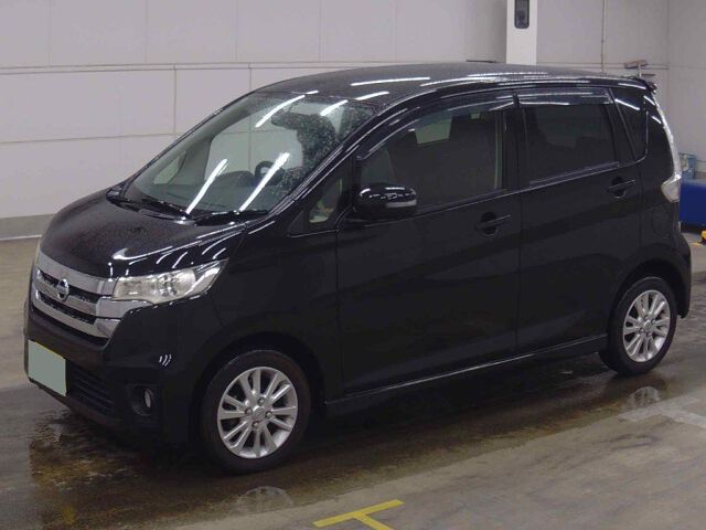 2013 Nissan Dayz ハイウェイスターX 4WD auction photo 4