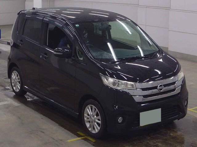 2013 Nissan Dayz ハイウェイスターX 4WD Japan auction vehicle