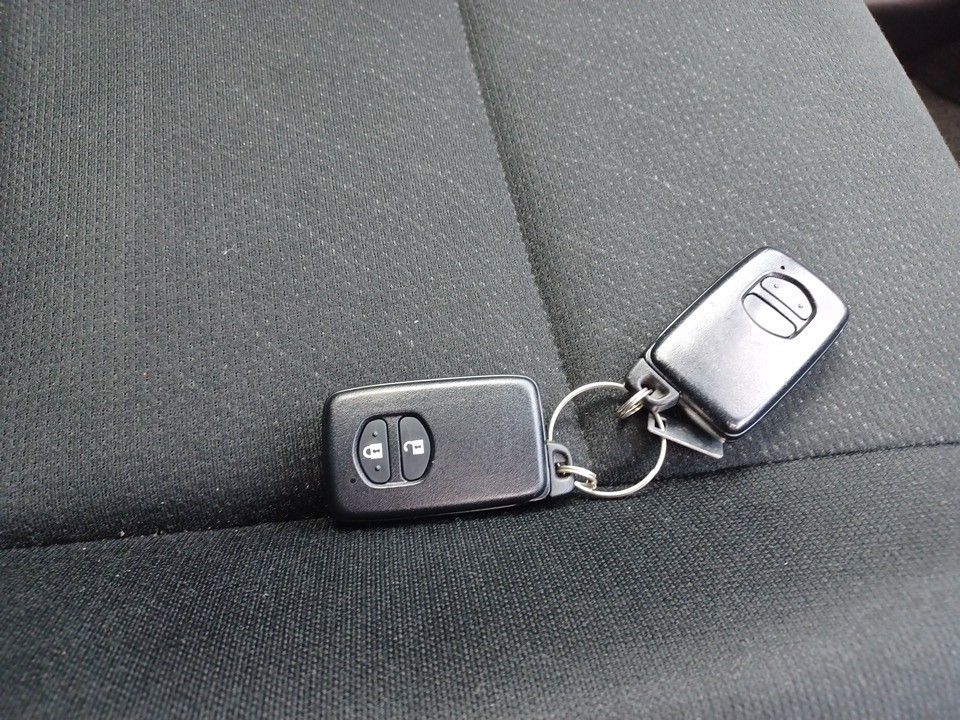 2021 Toyota カローラ アクシオ auction photo 15